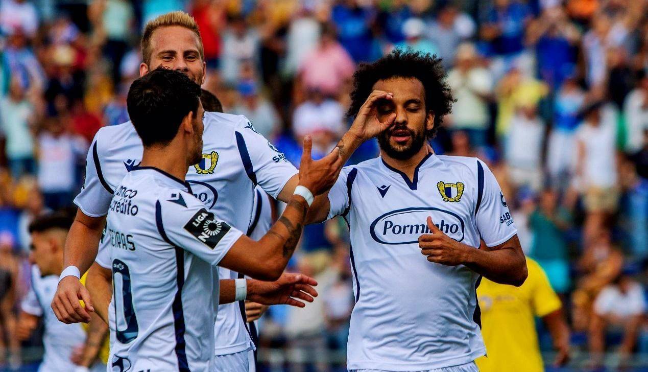 28圈-包含里程碑夜拜仁慕尼黑远射贴柱；葡超今晚刷纪录；悬念犹存；数据趋势出现新变化的词条